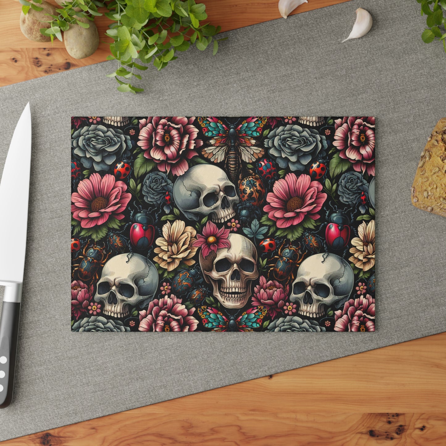 Gothic Floral Glass Cutting Board, Unique Kitchen Decor, Ideal for Gifts, Home Cooking, Halloween, Party Supplies, Skull Design