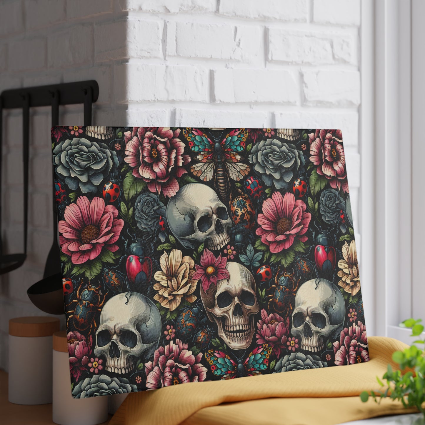 Gothic Floral Glass Cutting Board, Unique Kitchen Decor, Ideal for Gifts, Home Cooking, Halloween, Party Supplies, Skull Design