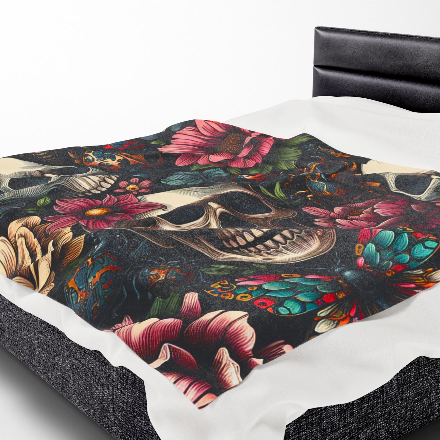 Gothic Floral Velveteen Plush Blanket, Cozy Skull Throw, Unique Home Decor, Halloween Blanket, Boho Chic Gift, Dark Aesthetic